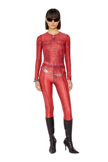 Roter Diesel T-clau-f2-j