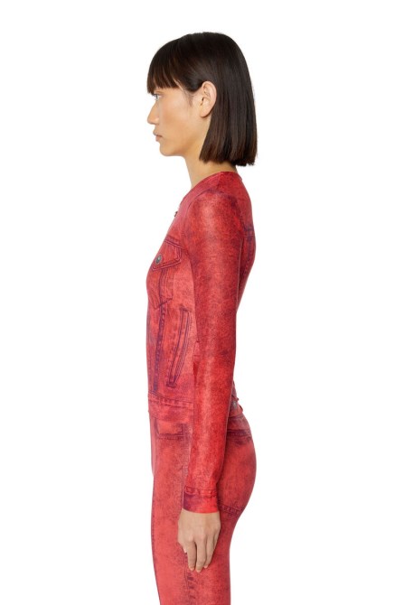 Roter Diesel T-clau-f2-j