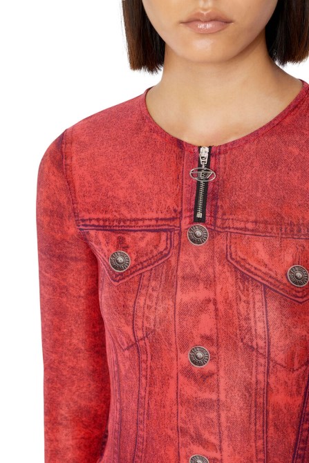 Roter Diesel T-clau-f2-j