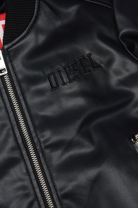 Jruss Diesel Schwarz