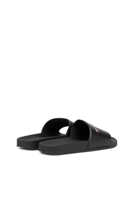 Schwarzer Diesel Sa-mayemi D