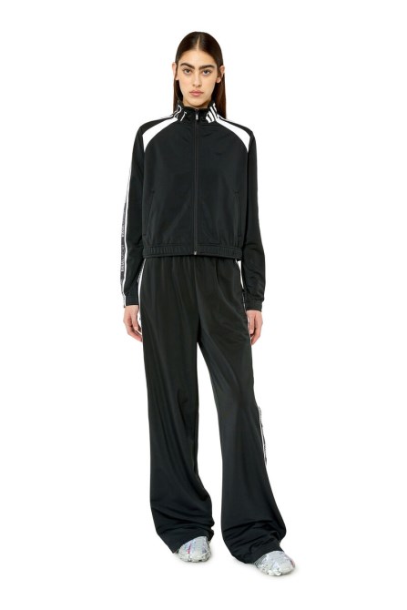 Schwarzer Diesel Awst-emera-ht36