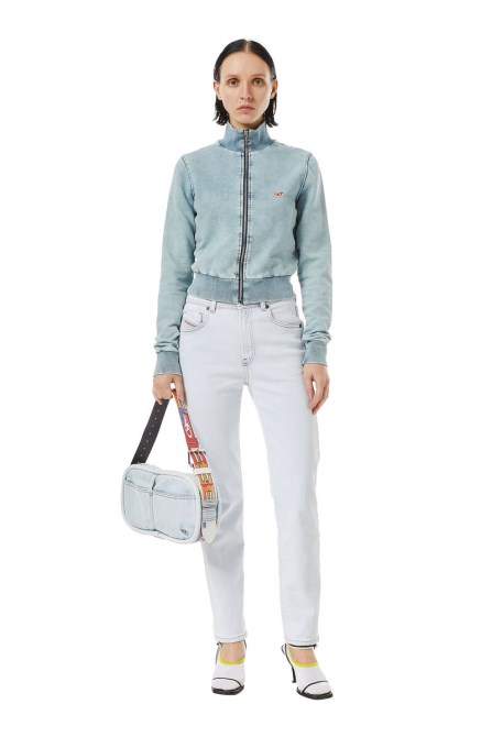 2004 09c06 Karottenjeans Diesel Hellblau