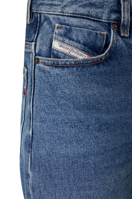 Diesel 2000 007e5 Bootcut- Und Flare-jeans Mittelblau