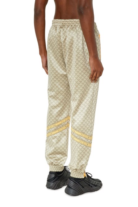 Militärgrüner Diesel Amsb-flavie-ht30