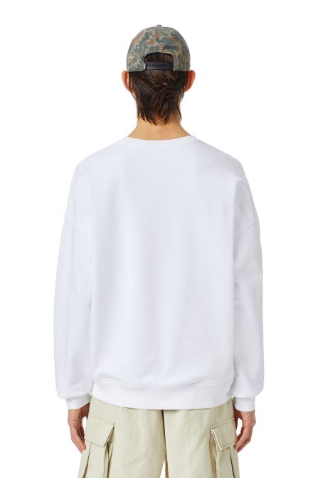 Weißer Diesel S-rob-doval-pj