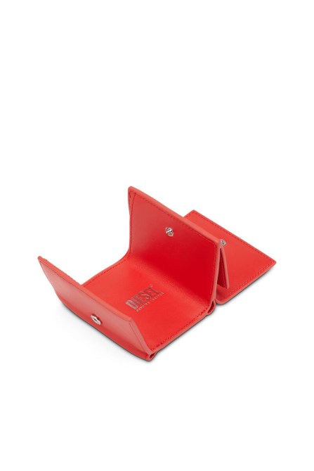 Roter Lorettina-diesel