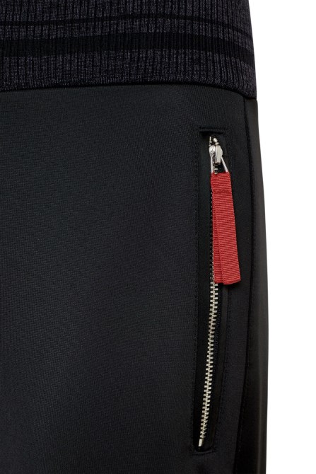 Schwarzer Diesel-P-Raller