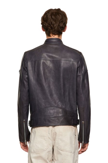 Schwarzer Diesel L-cody-neu