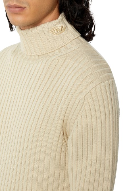 K-ristopher Diesel Weiß