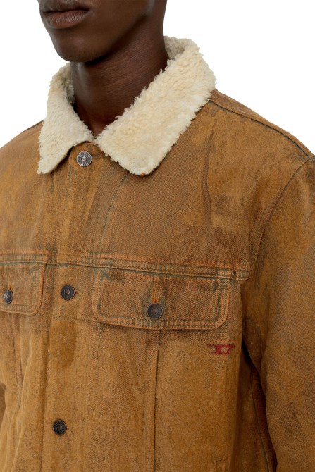 Hellbrauner Diesel D-barcy-t