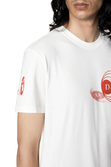 Weiß T-diebind-schlitze-e1 Diesel