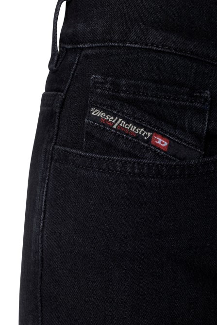 Schwarz/dunkelgrau Diesel 2016 D-air Z9c25 Boyfriend-Jeans