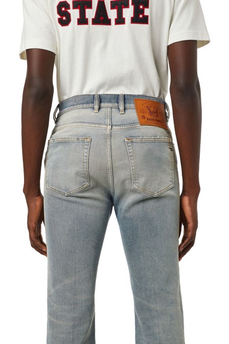 Diesel D-jefferr 09b43 Bootcut Jeans Hellblau