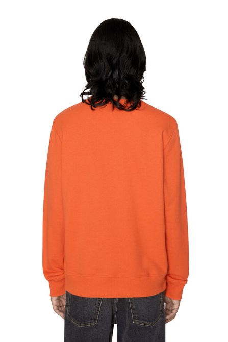 S-ginn-e1 Diesel In Orange