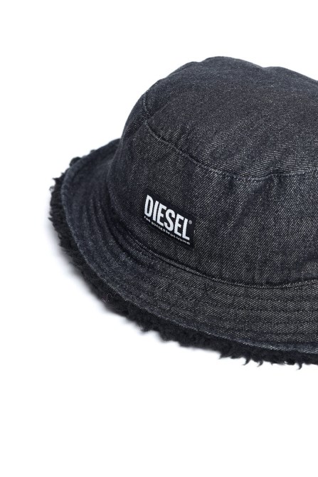 Schwarzer Fenus-diesel