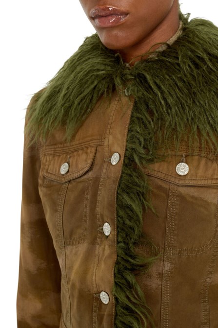 Braun/grün Diesel W-altea