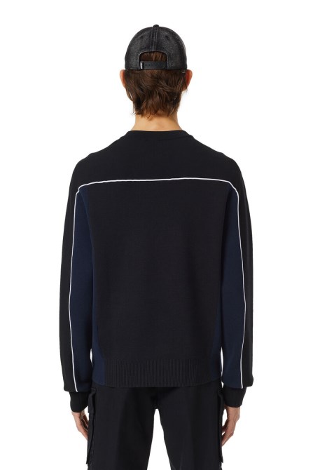 Schwarzer Diesel K-wichita