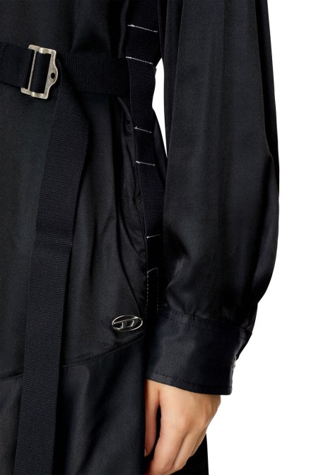 Schwarzer D-weigela Diesel