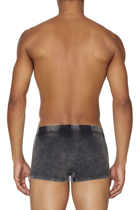 Schwarzer Diesel Umbx-damien