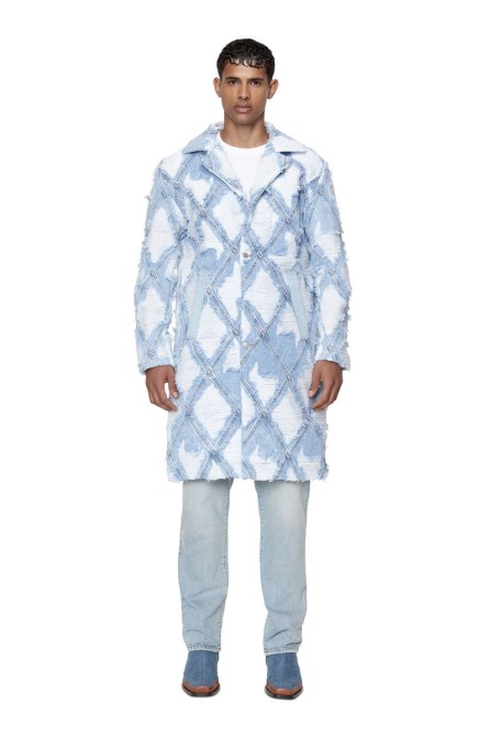 Hellblauer D-roku-long-fs4 Diesel