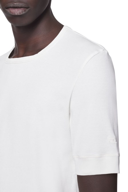 T-quadrat-diesel In Weiß