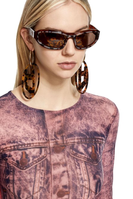 T-clau-d1 Dieselflieger