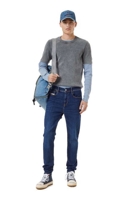 Dunkelblaue Diesel 1983 09b98 Röhrenjeans