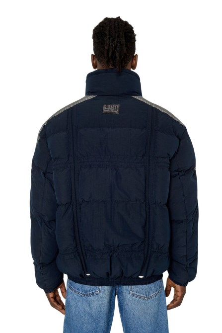 Schwarzer Diesel W-eric