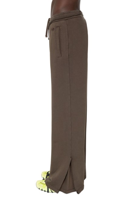 Braunes Diesel-p-toppal