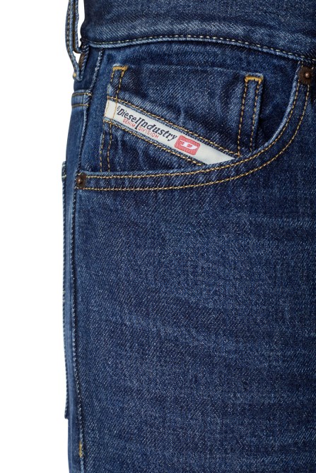 Dunkelblau 1995 09c03 Gerade Jeans Diesel