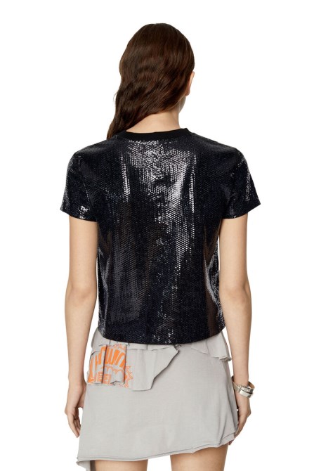 Schwarze Diesel-t-requins