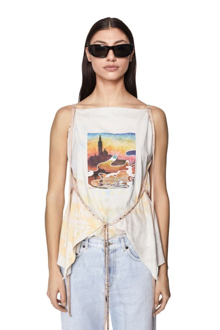 Weißer Diesel T-holly-d1