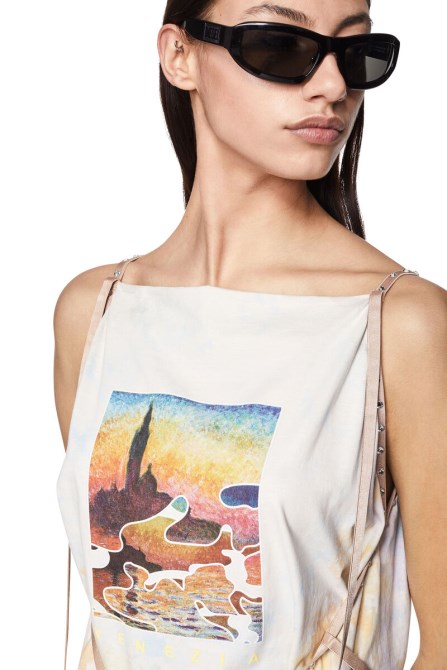 Weißer Diesel T-holly-d1