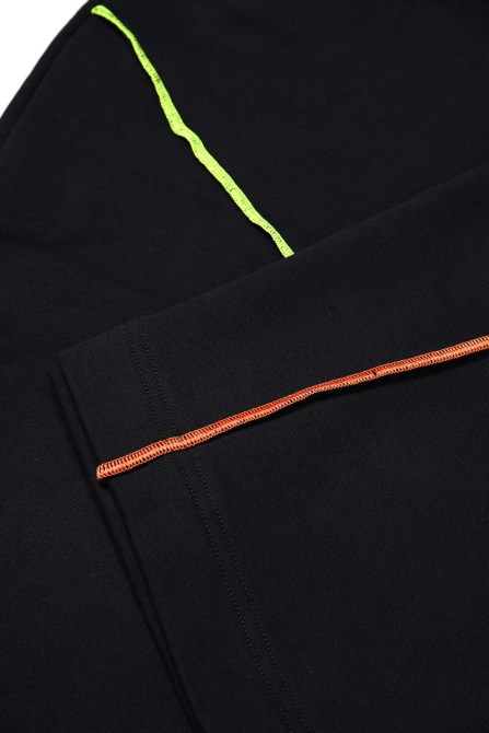 Schwarzer Diesel-Penigy