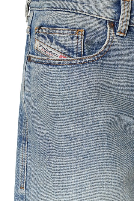 Regular-Short-Diesel Hellblau