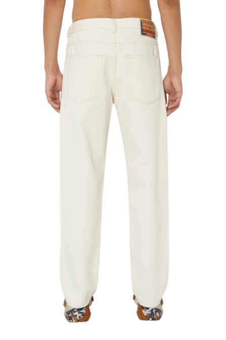 2010 09b95 Straight Jeans Dieselweiß