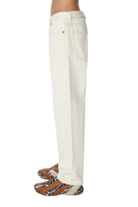 2010 09b95 Straight Jeans Dieselweiß