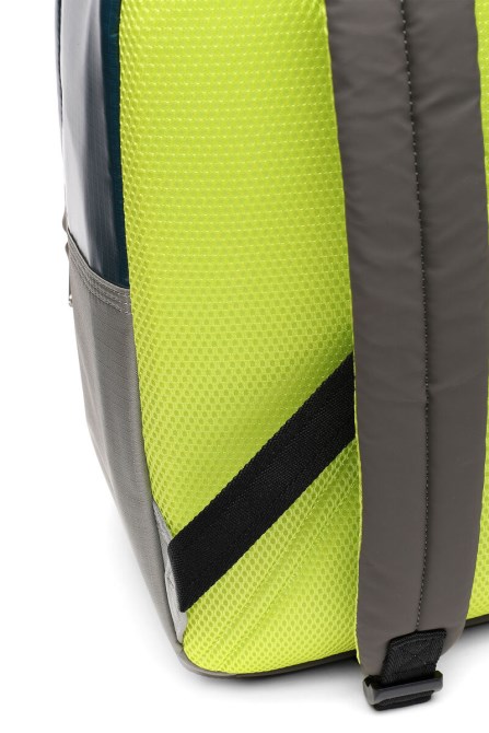 Backyo Diesel Bunt/blau