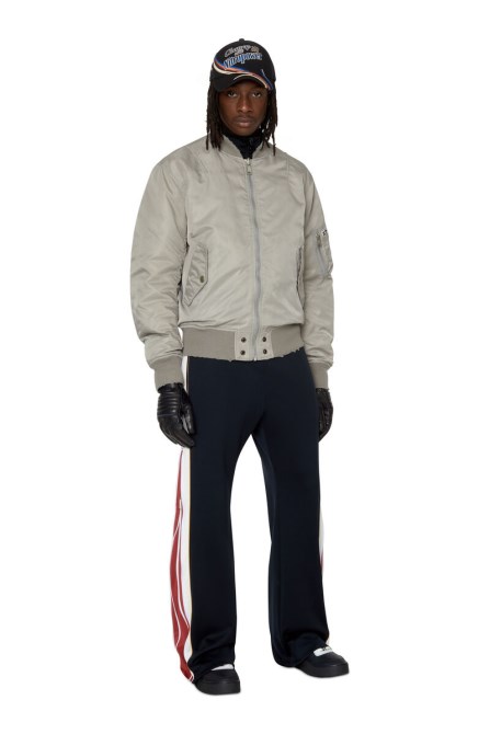 Dunkelgrauer J-fighters-nw Diesel