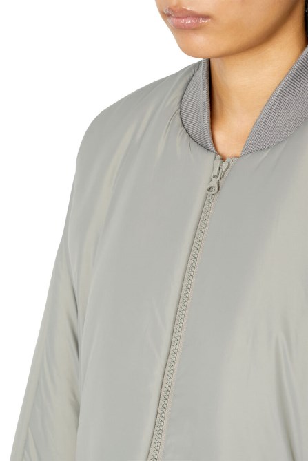 Grauer W-day-ny Diesel