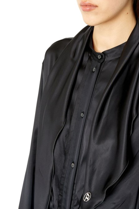 Rosa D-entela-lang-diesel