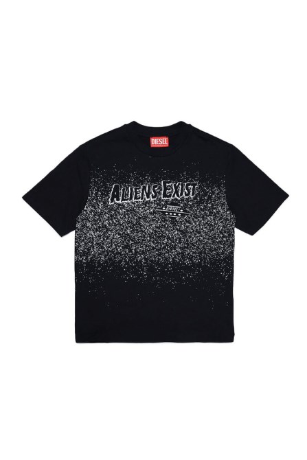 Schwarzer Diesel Tjustb71 Vorbei