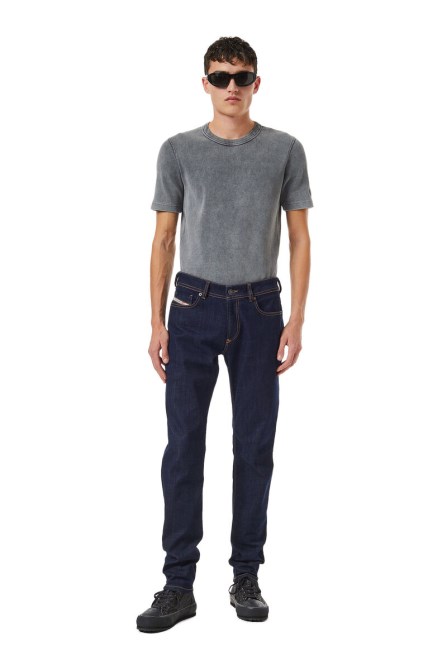 Dunkelblaue Diesel 1979 Sleenker Z9c17 Röhrenjeans