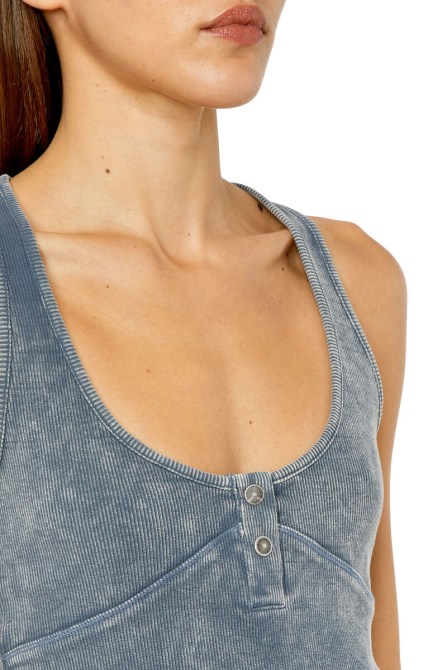 T-aniesse Diesel Hellblau