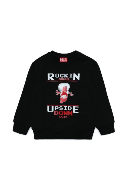 Schwarzer Schraubenrock über Diesel