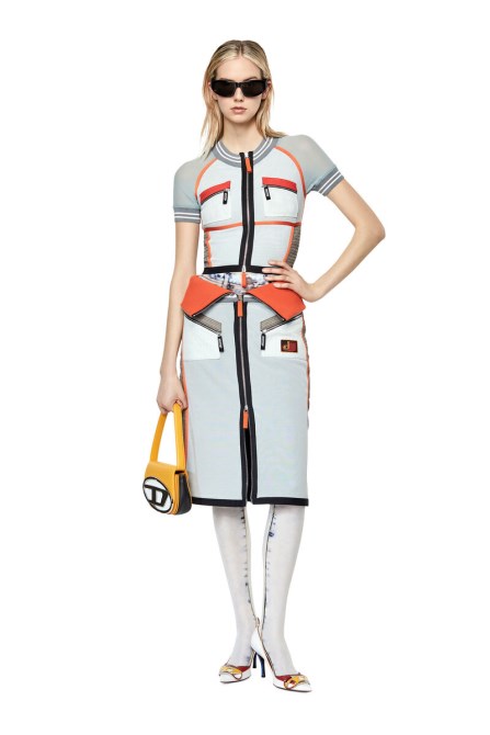 Orange/weißer O-rallyer-diesel