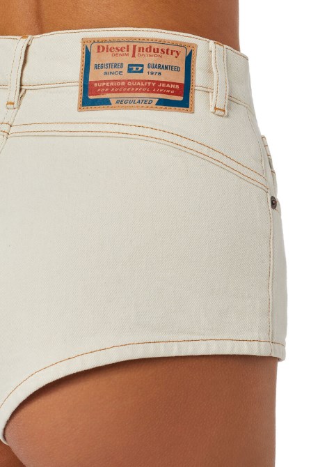 Weiße Diesel-de-mond-hotpants