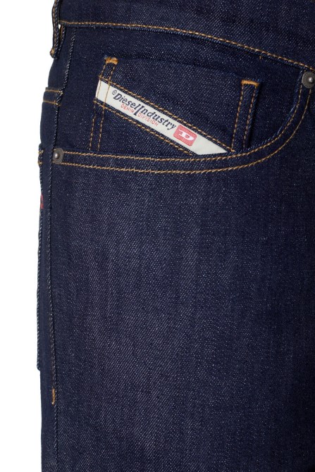 Diesel Dunkelblau 2005 D-fining Z9b89 Schmal Zulaufende Jeans