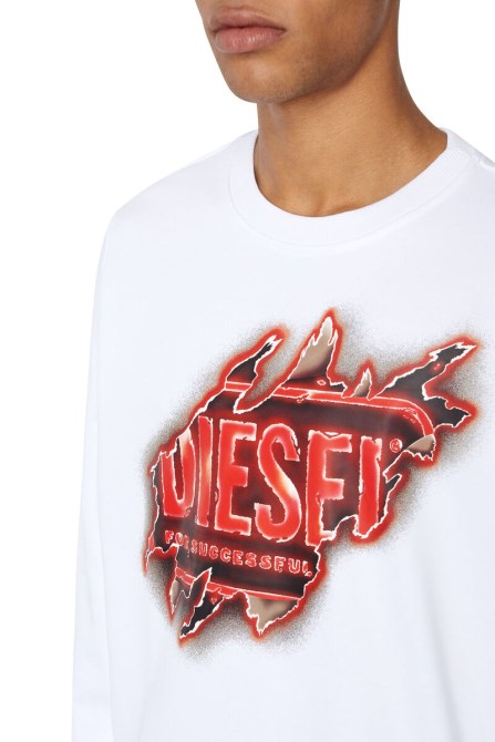 S-ginn-e9 Dieselweiß